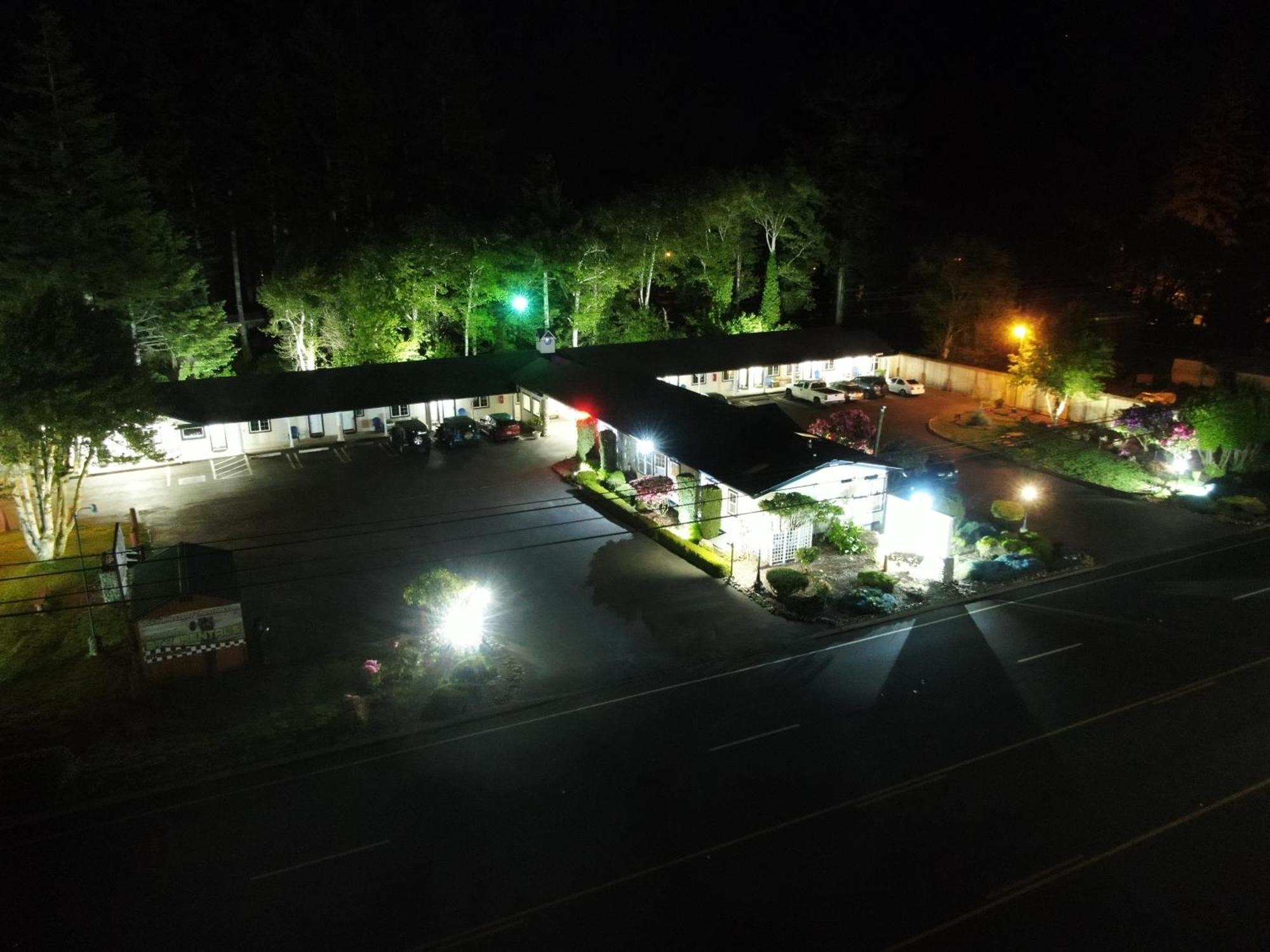Ocean Breeze Motel フローレンス エクステリア 写真