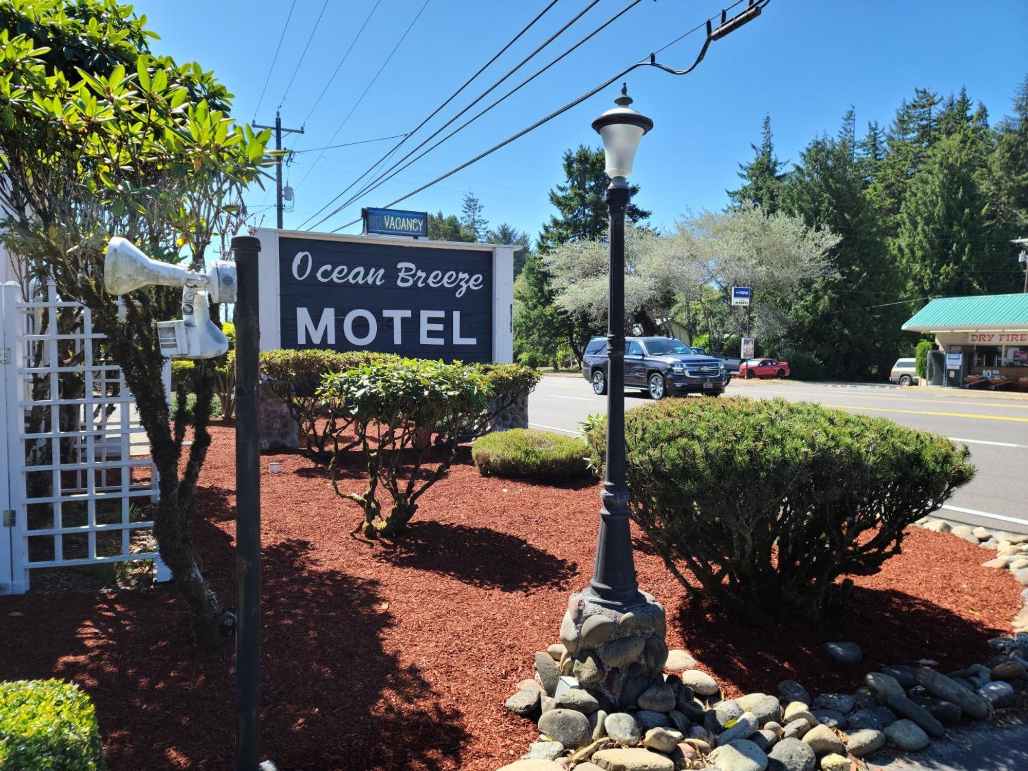 Ocean Breeze Motel フローレンス エクステリア 写真